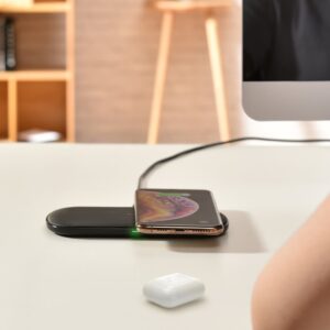 Ładowarka bezprzewodowa Qi do telefonu i słuchawek Airpods 2w1 10W czarny - obrazek 7