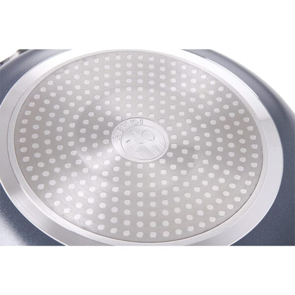 Patelnia aluminiowa z powłoką Teflon Platinum Professional nieprzywierającą śr. 28 cm - Hendi 621134 2 621134 2