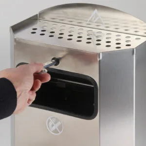 Kosz z ramką na worek na śmieci odpadki naścienny z popielniczką stal nierdzewna 328x164x541mm 11 Kosz z ramką na worek na śmieci odpadki naścienny z popielniczką stal nierdzewna 328x164x541mm - obrazek 6