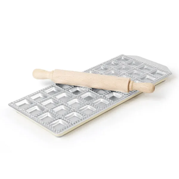 975534-foremka-z-walkiem-do-wyrobu-klasycznych-pierozkow-ravioli-36szt-hendi-975534-hurtownia-tanio 975534 foremka z walkiem do wyrobu klasycznych pierozkow ravioli 36szt hendi 975534 hurtownia tanio